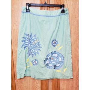 Autograph New York size 8 green skirt